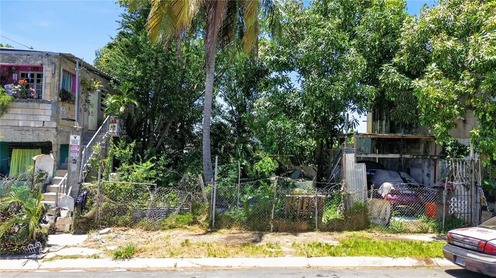 11 ST. EXT. JARDINES DE PALMAREJO, V-20 Canovanas, PR 00729