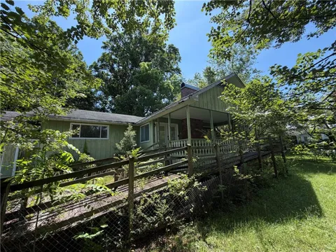 738 Hiawassee Estates