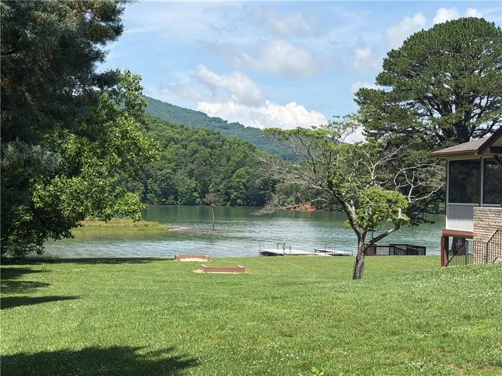 738 Hiawassee Estates Hiawassee, GA 30546