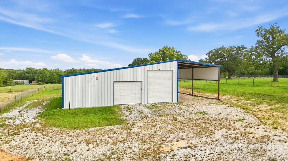 579 County Road 4599 Boyd, TX 76023