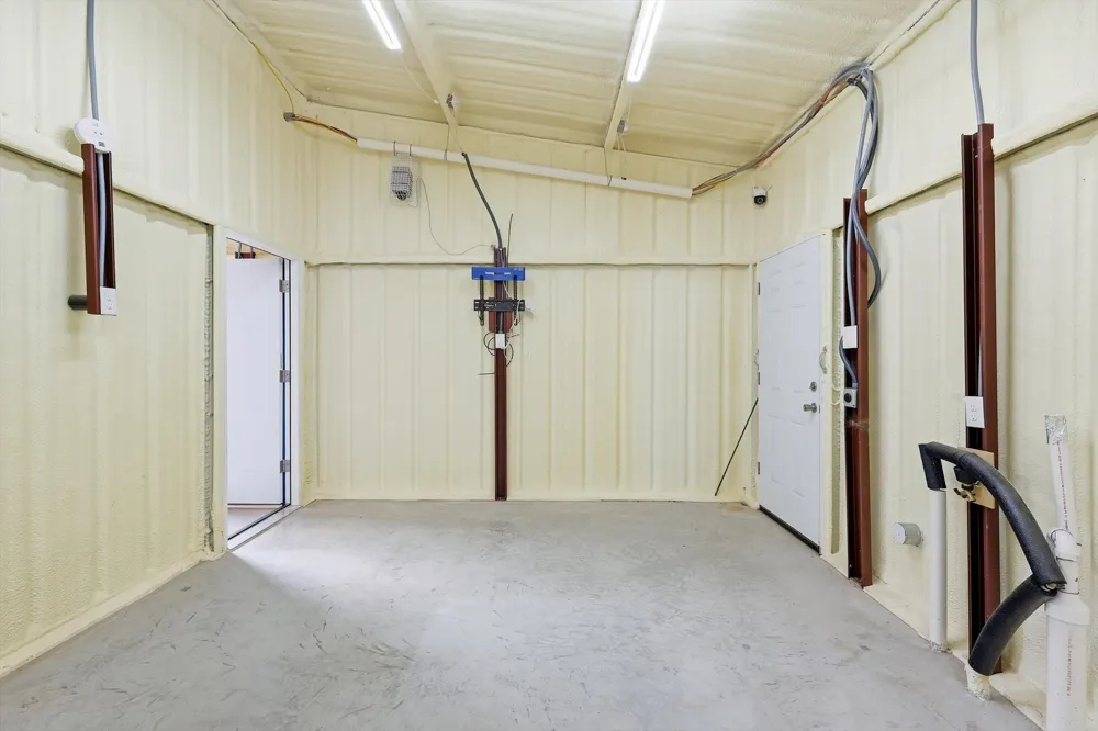 579 County Road 4599 Boyd, TX 76023