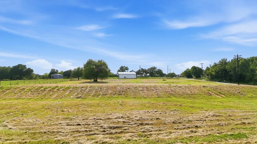 579 County Road 4599 Boyd, TX 76023