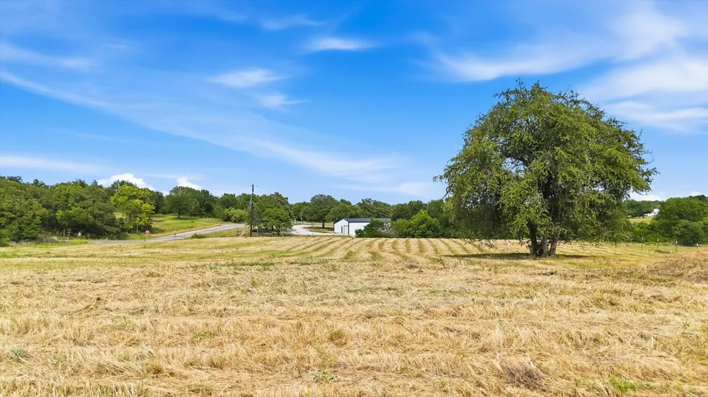 579 County Road 4599 Boyd, TX 76023