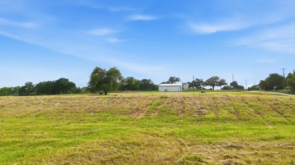 579 County Road 4599 Boyd, TX 76023