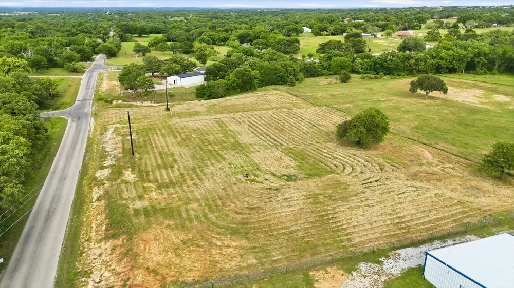 579 County Road 4599 Boyd, TX 76023