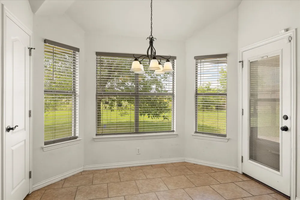 1904 Lazy Court Granbury, TX 76048