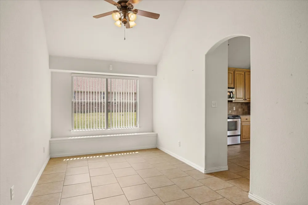 1904 Lazy Court Granbury, TX 76048