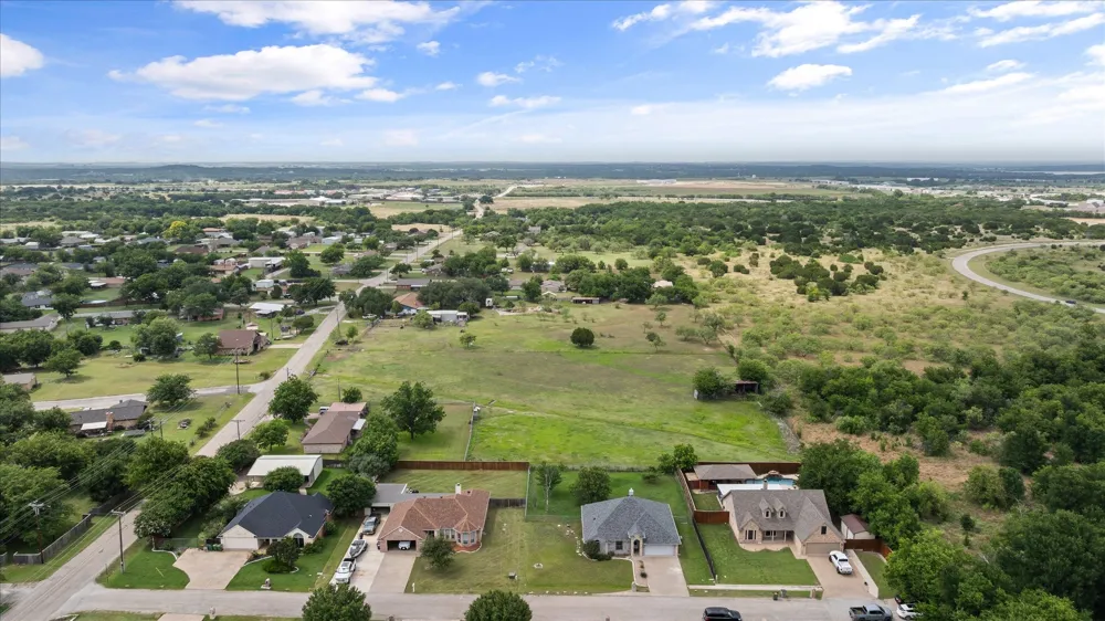 1904 Lazy Court Granbury, TX 76048