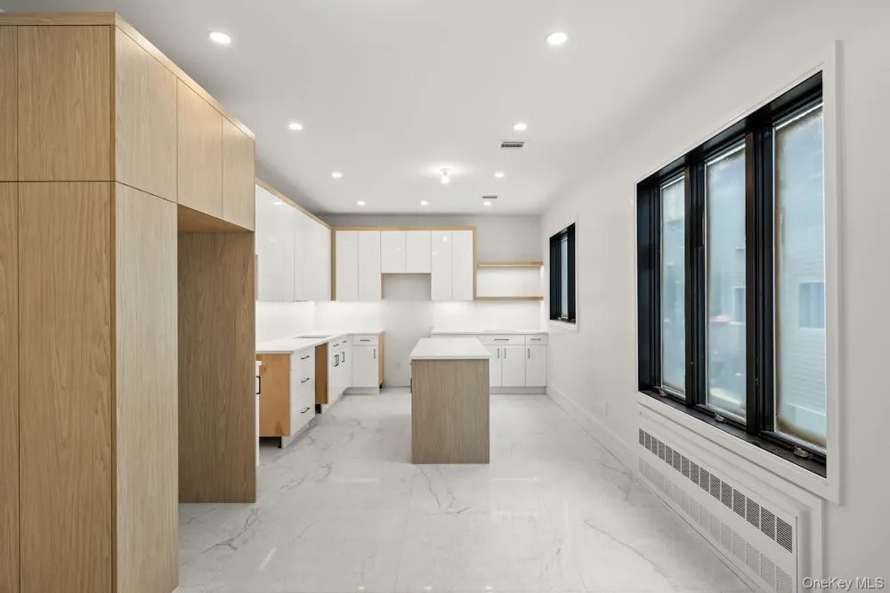 35 Prospect Street #113 Spring Valley, NY 10977
