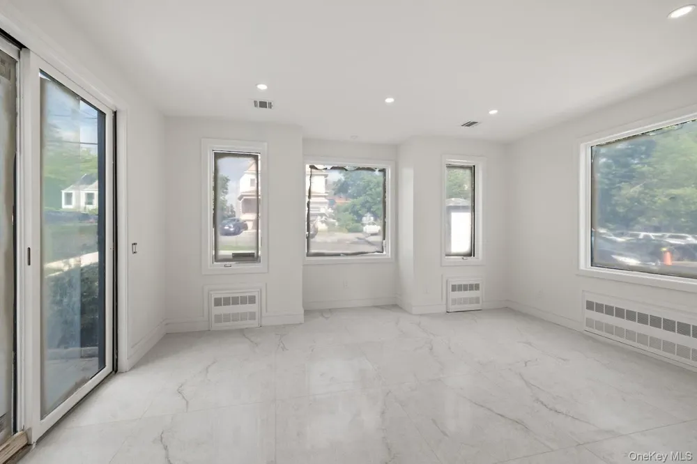 35 Prospect Street #113 Spring Valley, NY 10977