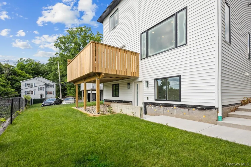 35 Prospect Street #111 Spring Valley, NY 10977