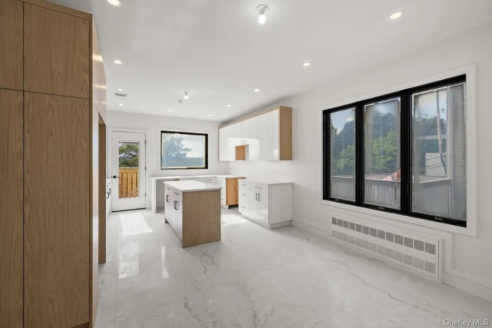 35 Prospect Street #111 Spring Valley, NY 10977
