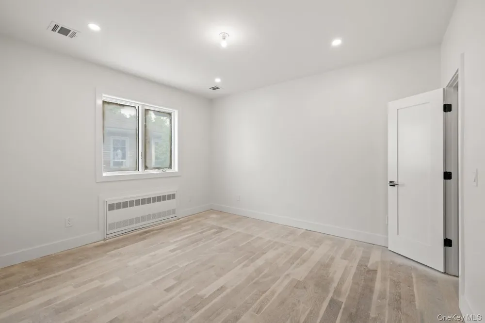 35 Prospect Street #111 Spring Valley, NY 10977