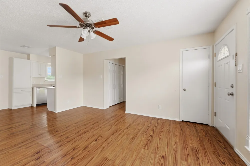 401 7th Street Midlothian, TX 76065