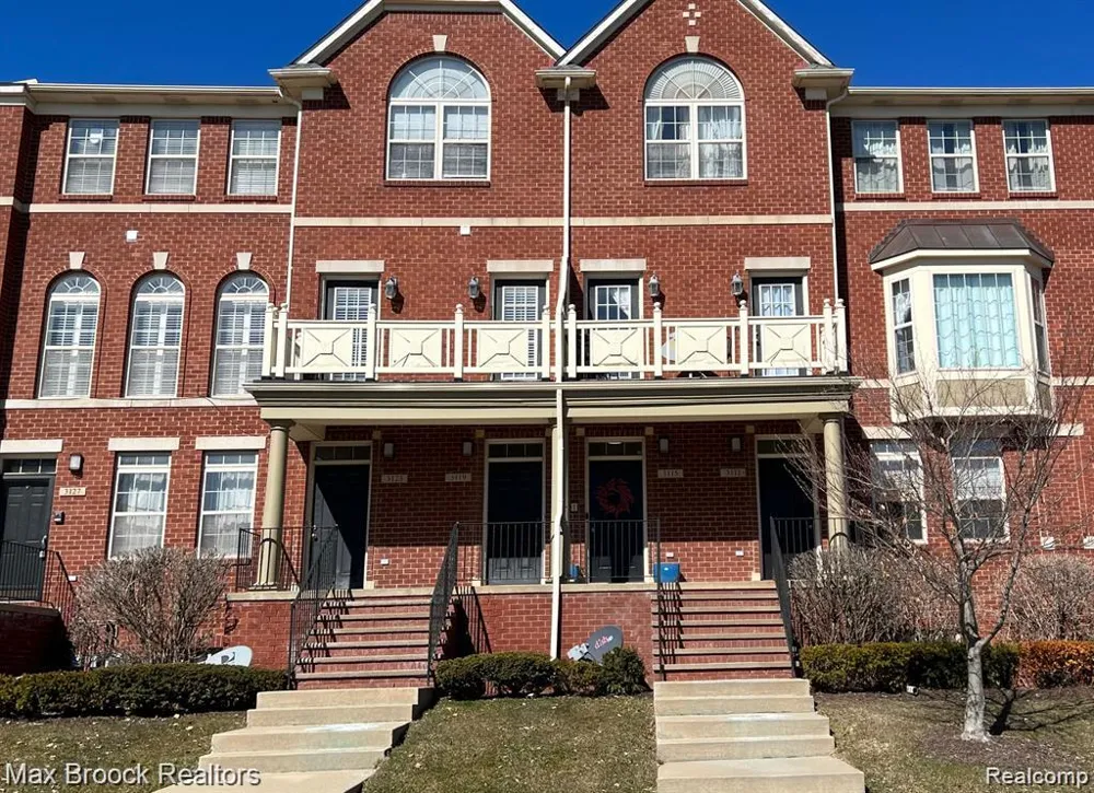3111 Camden Drive Troy City, MI 48084