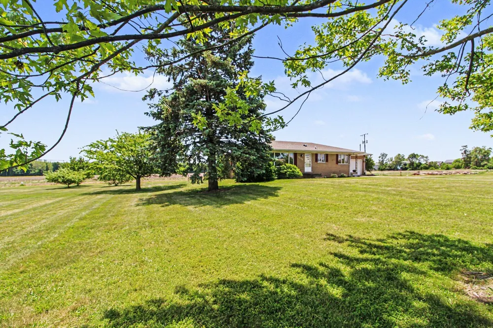 7610 Willis Road Augusta Charter Township, MI 48197