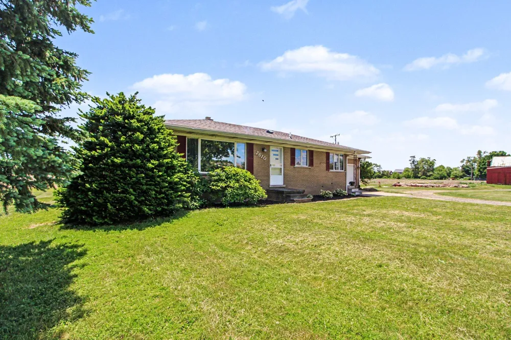 7610 Willis Road Augusta Charter Township, MI 48197