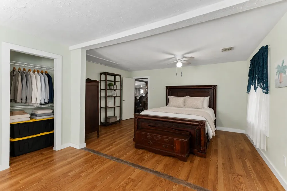 1009 Private Road 1024 Hallettsville, TX 77964