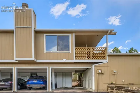 2747 Hearthwood Lane