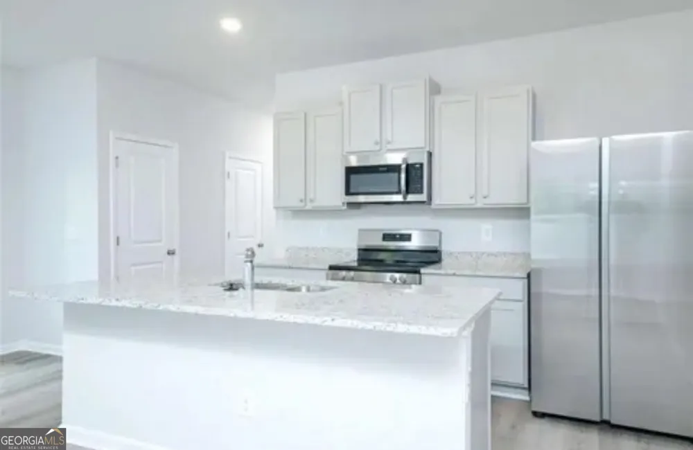 141 Village Green DR NW Adairsville, GA 30103