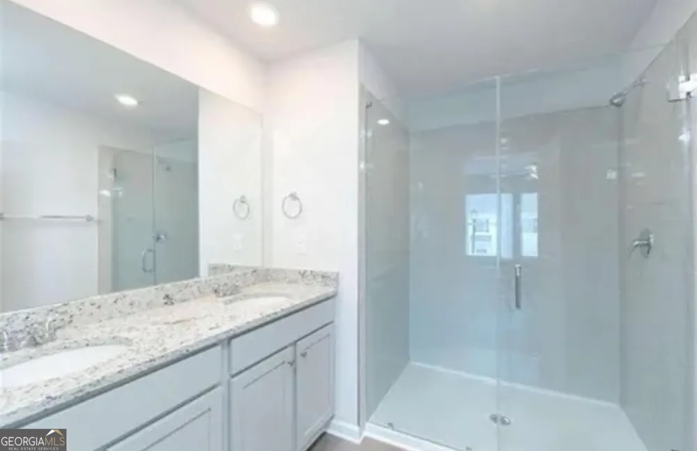 141 Village Green DR NW Adairsville, GA 30103