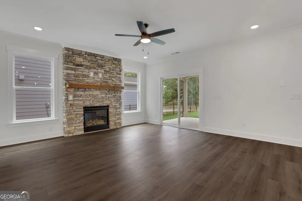 139 Marble Tree WAY Ball Ground, GA 30107