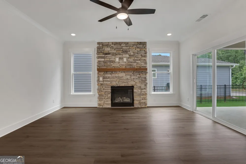 139 Marble Tree WAY Ball Ground, GA 30107