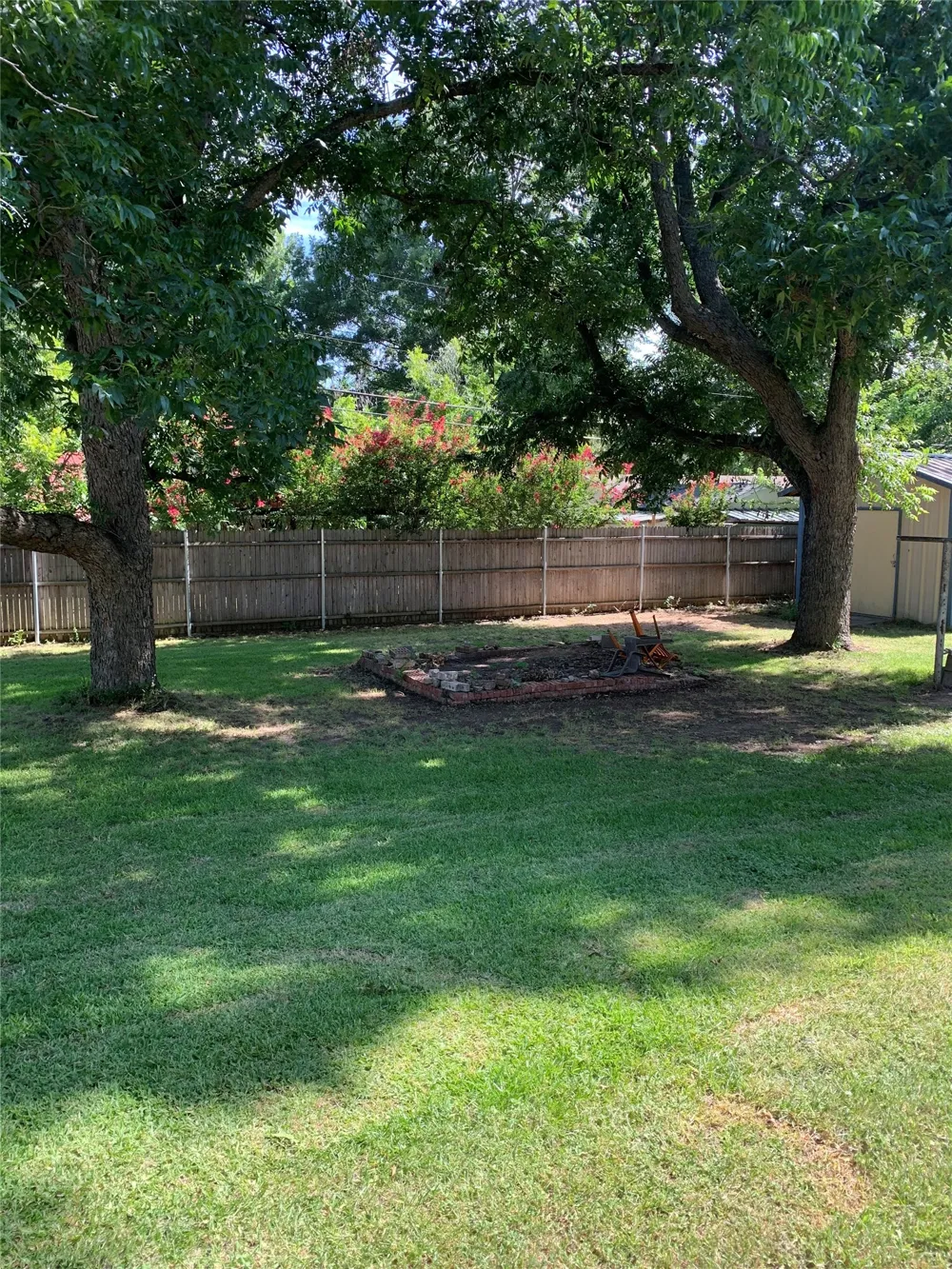 1808 Edgewood Drive Bridgeport, TX 76426