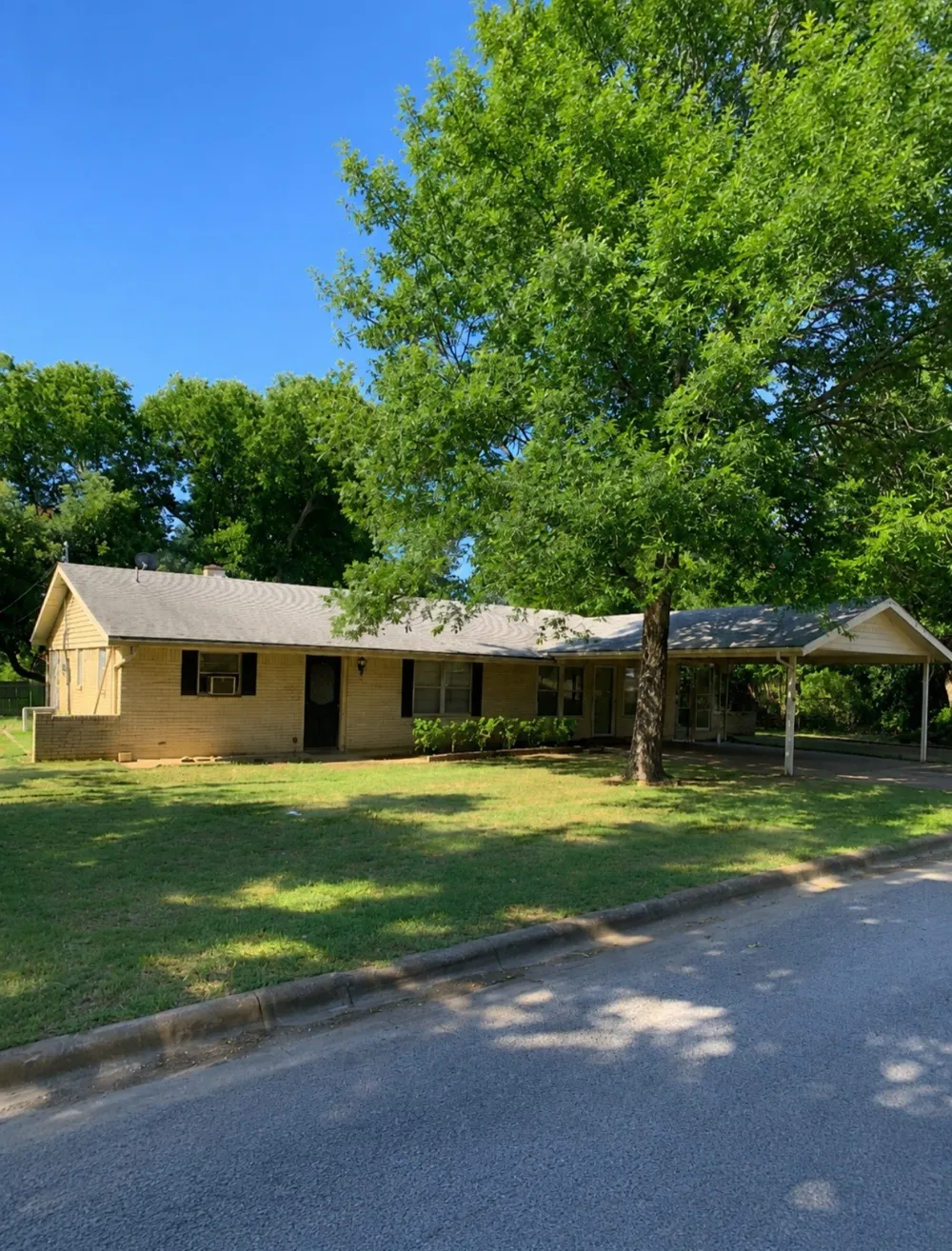 1808 Edgewood Drive Bridgeport, TX 76426