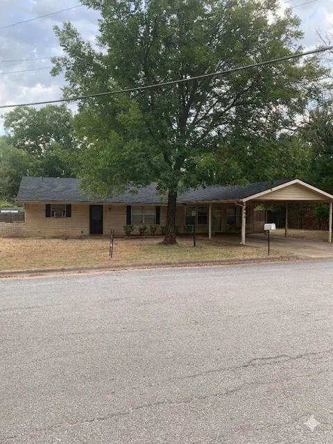 1808 Edgewood Drive
