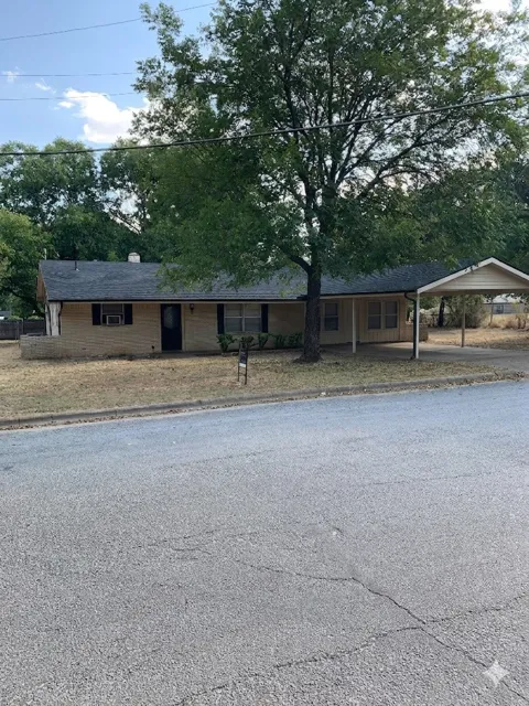 1808 Edgewood Drive