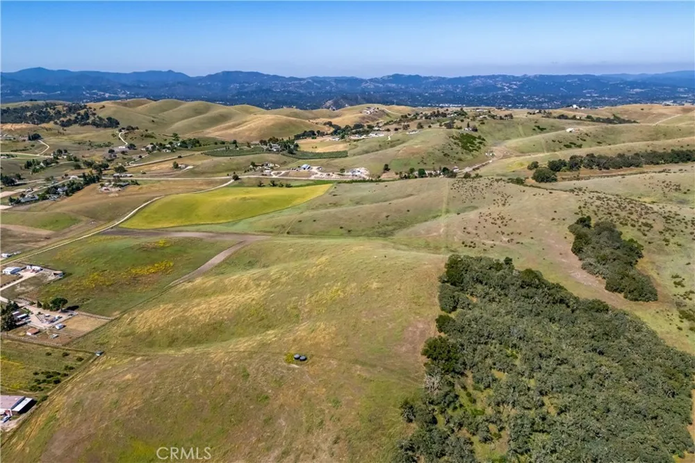 2771 Poco Road Templeton, CA 93465