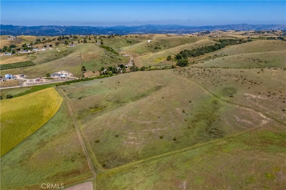 2771 Poco Road Templeton, CA 93465