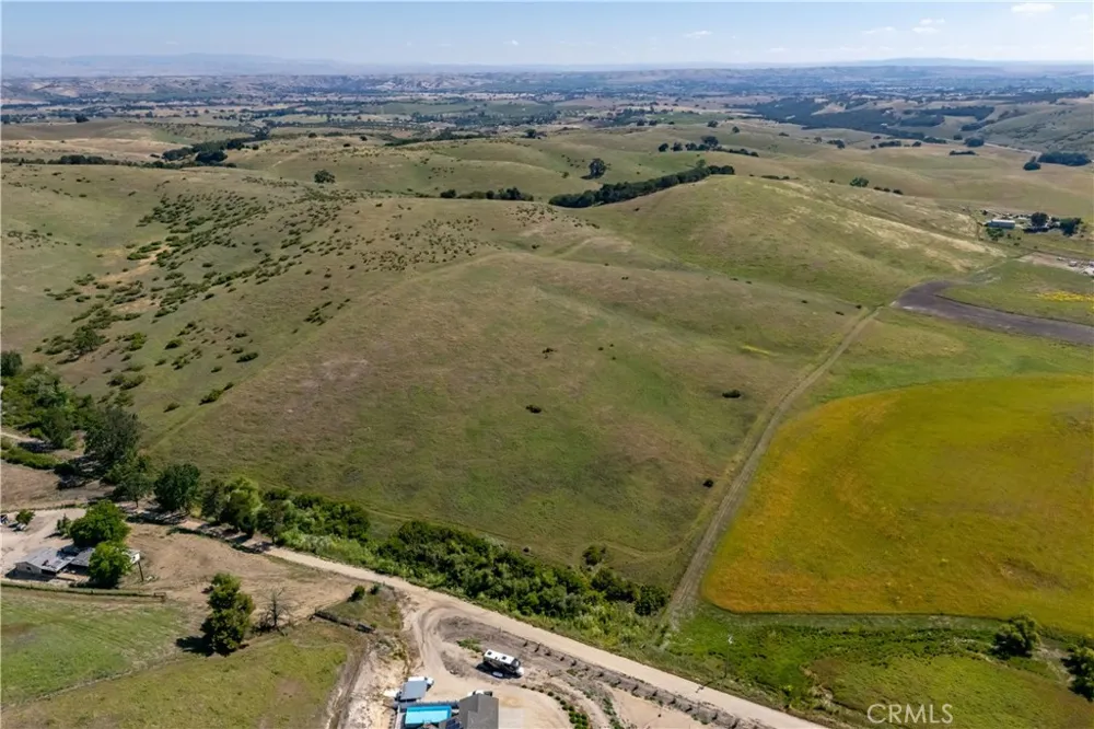 2771 Poco Road Templeton, CA 93465