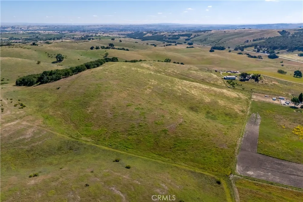 2771 Poco Road Templeton, CA 93465