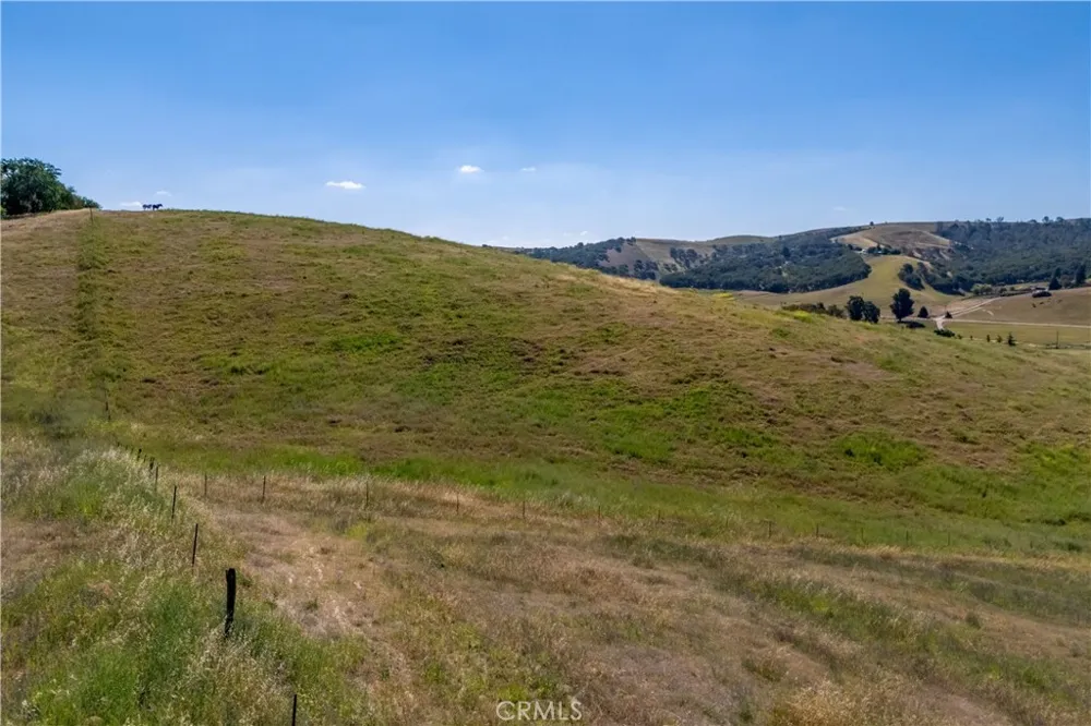 2771 Poco Road Templeton, CA 93465