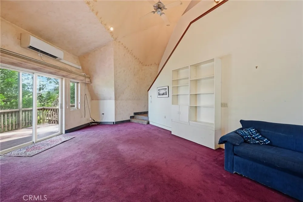 16945 Knollview Hidden Valley Lake, CA 95467