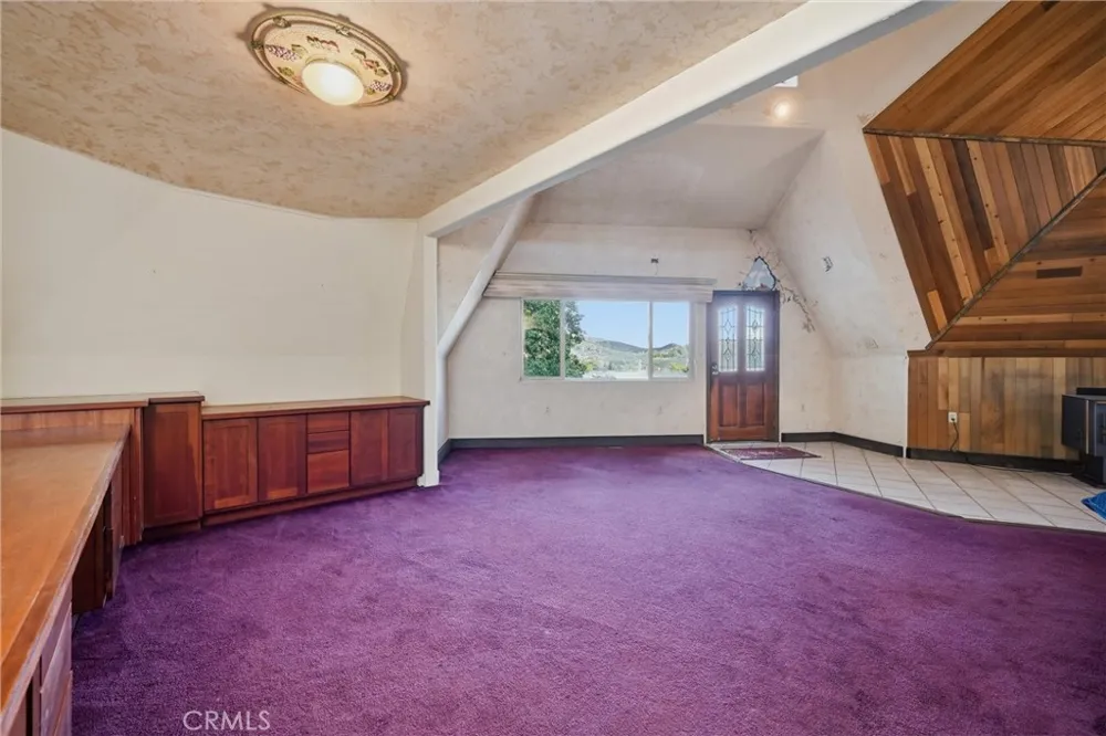 16945 Knollview Hidden Valley Lake, CA 95467