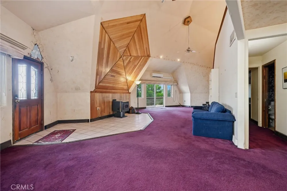 16945 Knollview Hidden Valley Lake, CA 95467