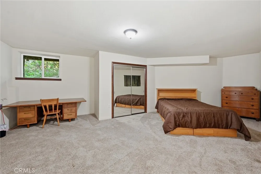16945 Knollview Hidden Valley Lake, CA 95467