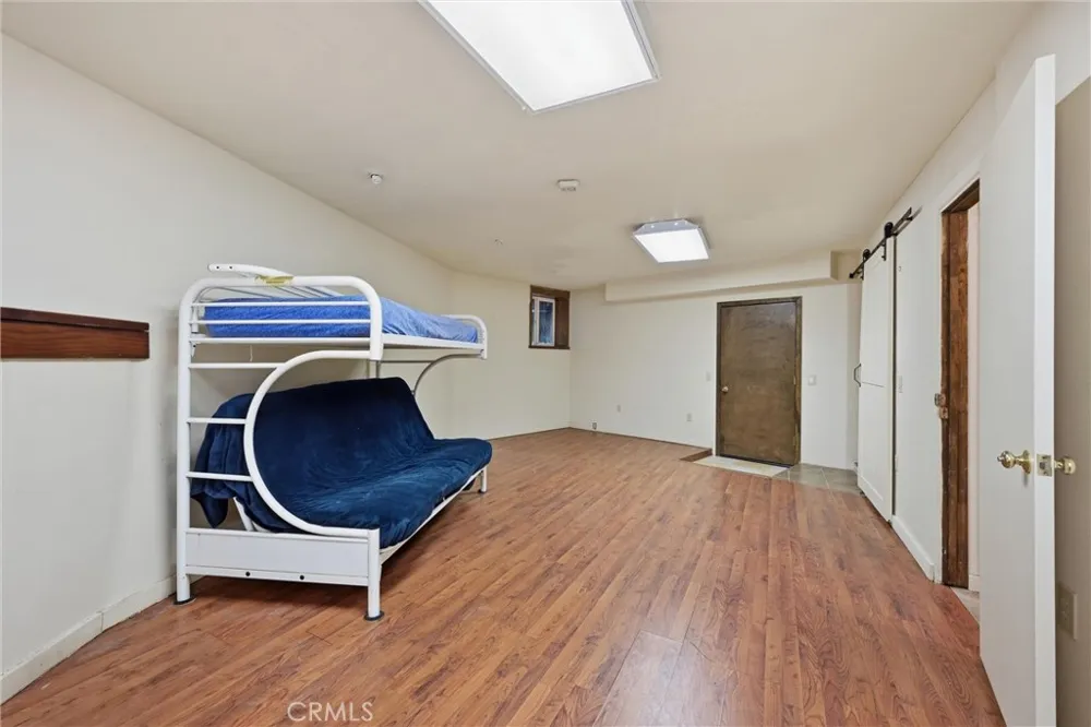 16945 Knollview Hidden Valley Lake, CA 95467