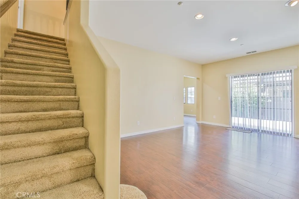 9269 Tobias Panorama City, CA 91402