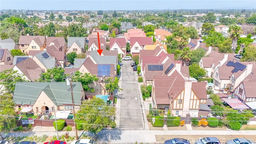 9269 Tobias Panorama City, CA 91402