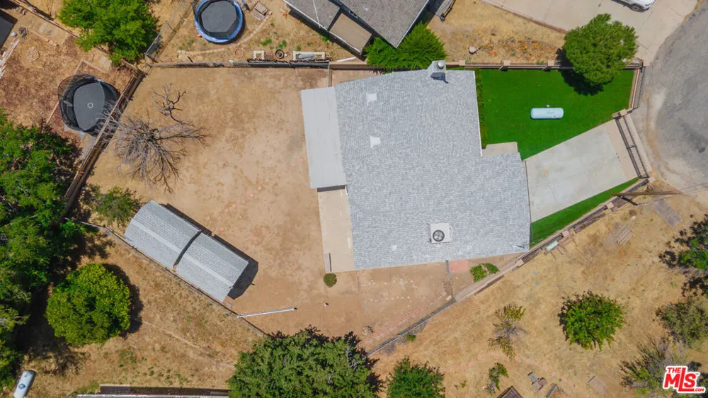 14924 Sunnydale Drive Lake Hughes, CA 93532