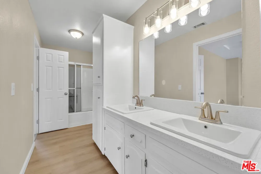 14924 Sunnydale Drive Lake Hughes, CA 93532
