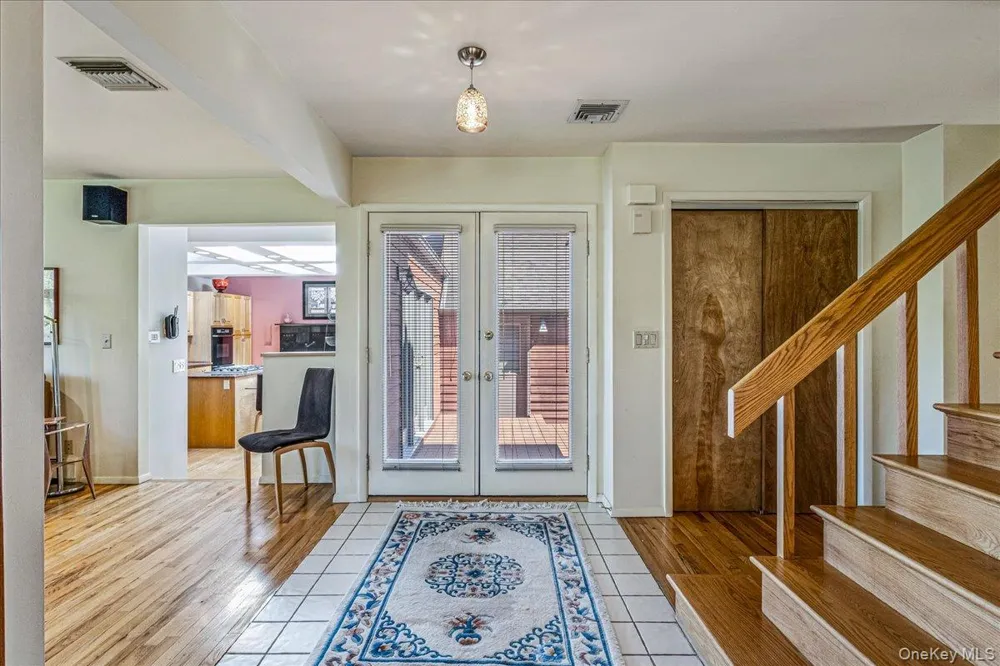 47 Main Street East Setauket, NY 11733
