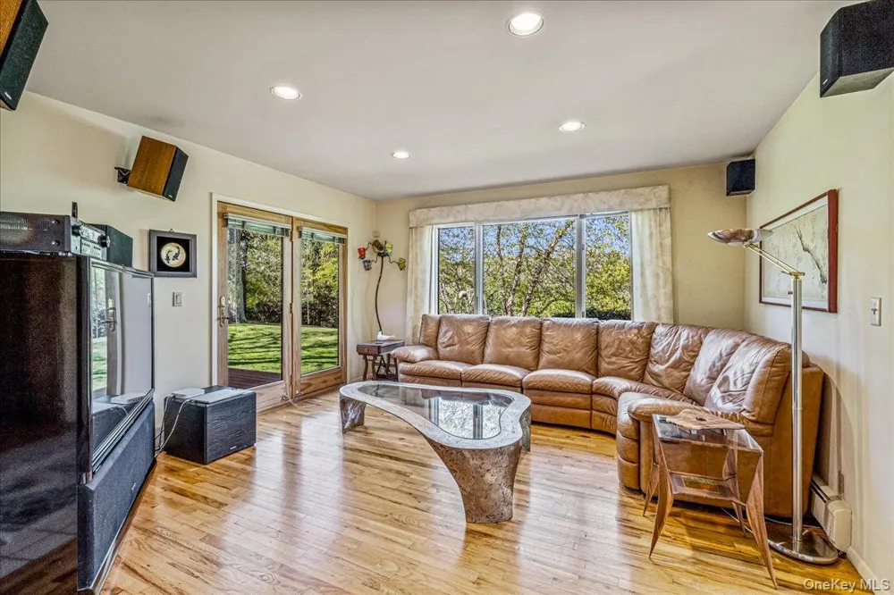 47 Main Street East Setauket, NY 11733