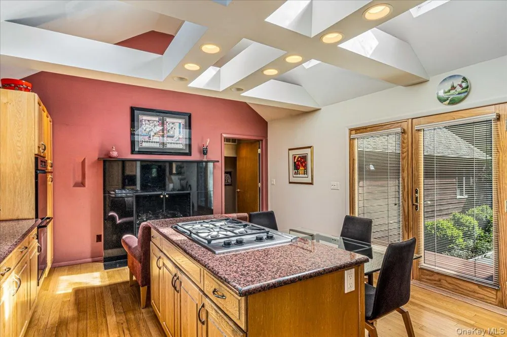 47 Main Street East Setauket, NY 11733