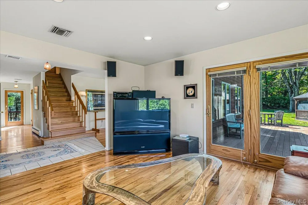 47 Main Street East Setauket, NY 11733