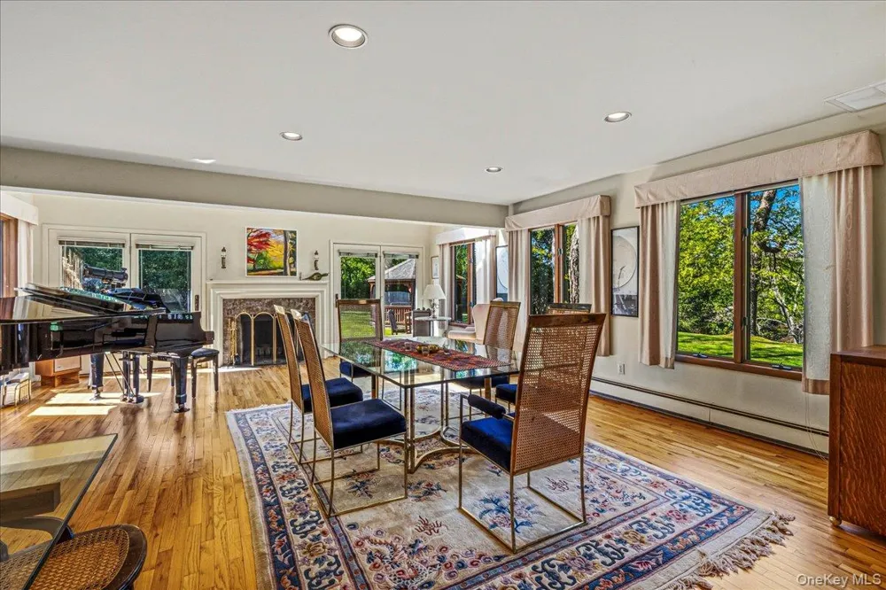 47 Main Street East Setauket, NY 11733